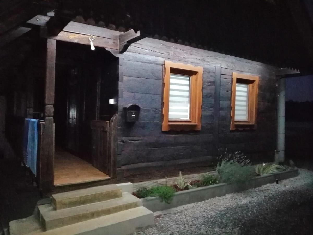شقة Kuca Za Odmor Braco Donji Zvecaj المظهر الخارجي الصورة
